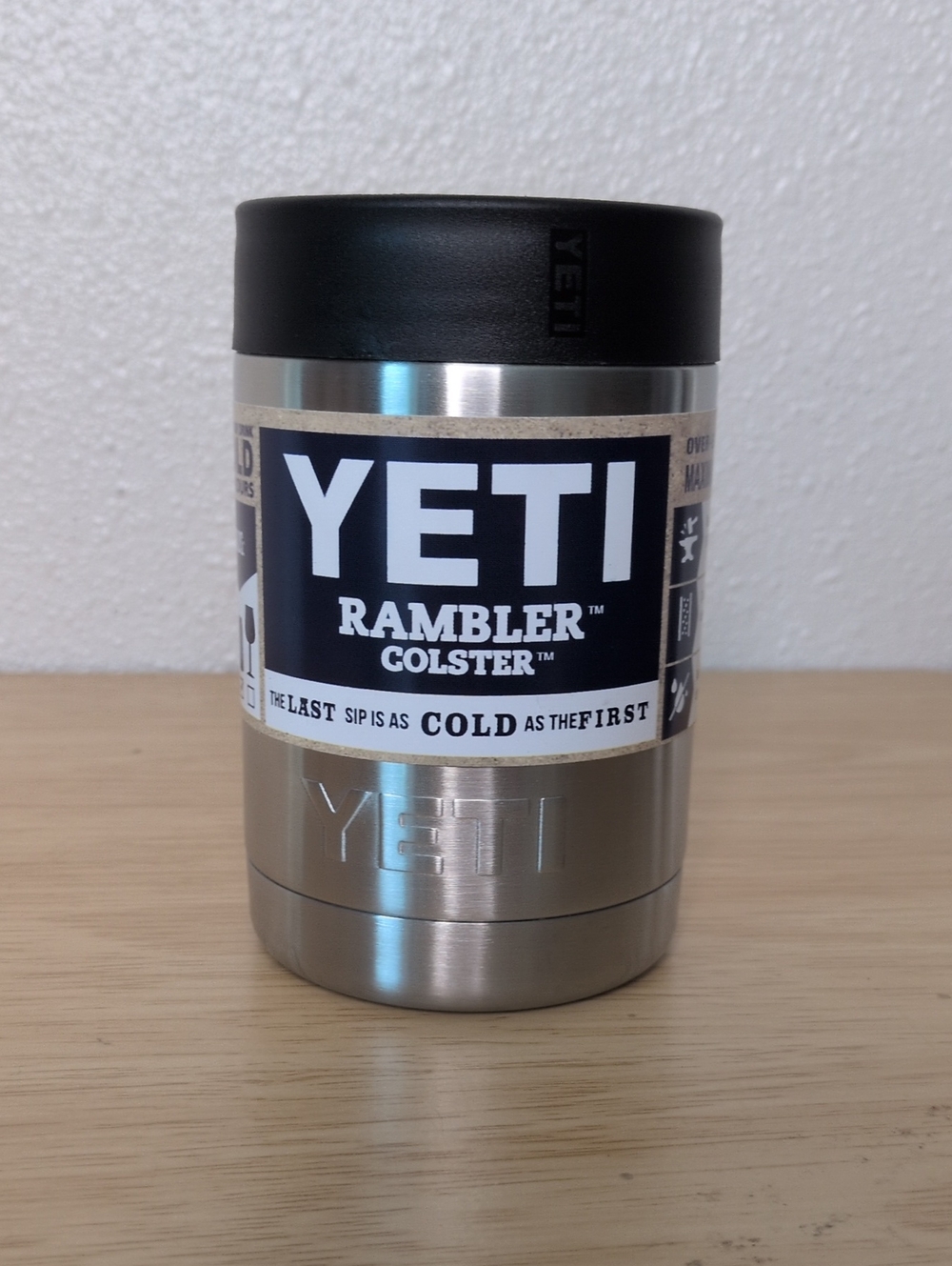 Yeti Rambler Colster NWT